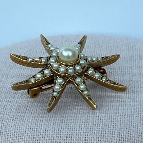 Gold Tone Seed Pearl Eight Point Star Brooch - Picture 10 of 12